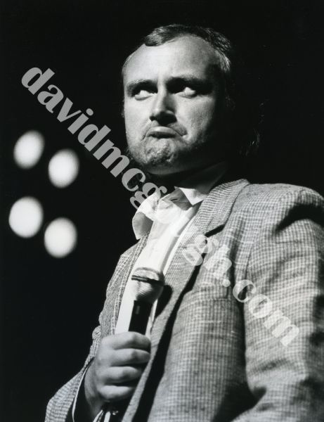 Phil Collins 1985, LA.jpg